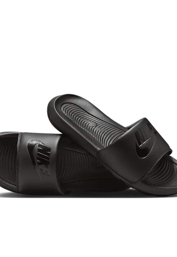 Nike Victori One