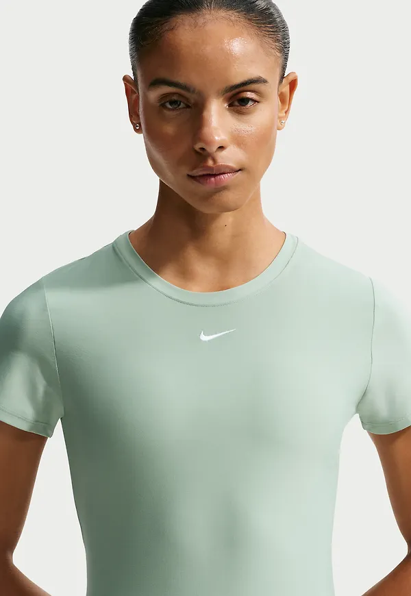 Nike Victory
