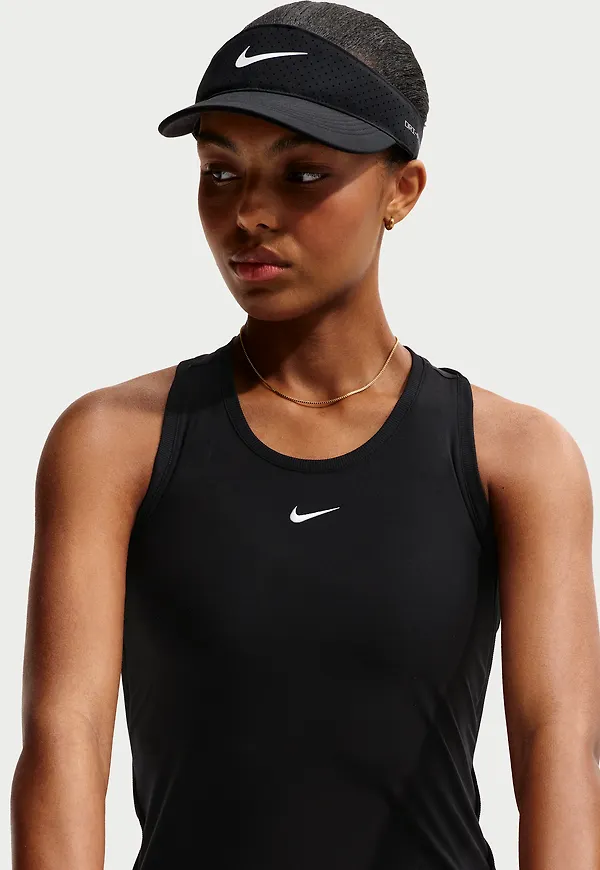 Nike Victory