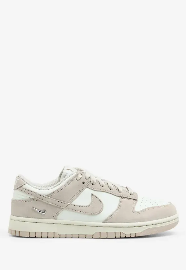 Nike - Vit - Wmns Nike Dunk Low – Nelly