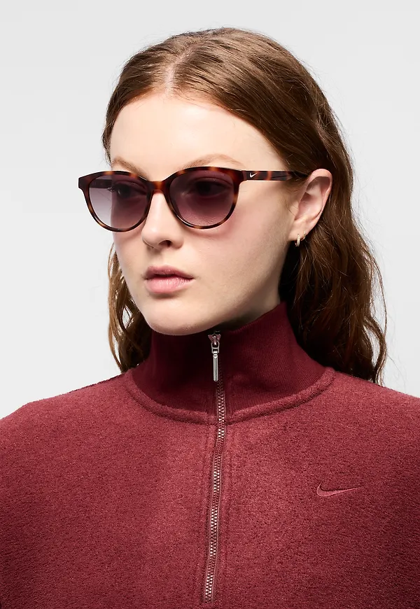 Nike Vital Trend