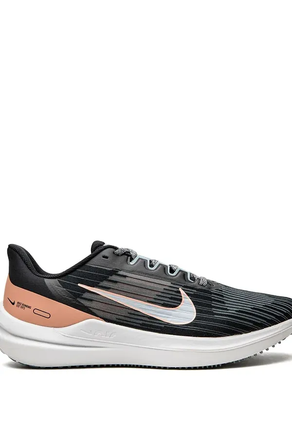 Nike Winflo 9 låga sneakers - Svart