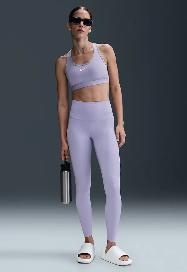 Nike Zenvy