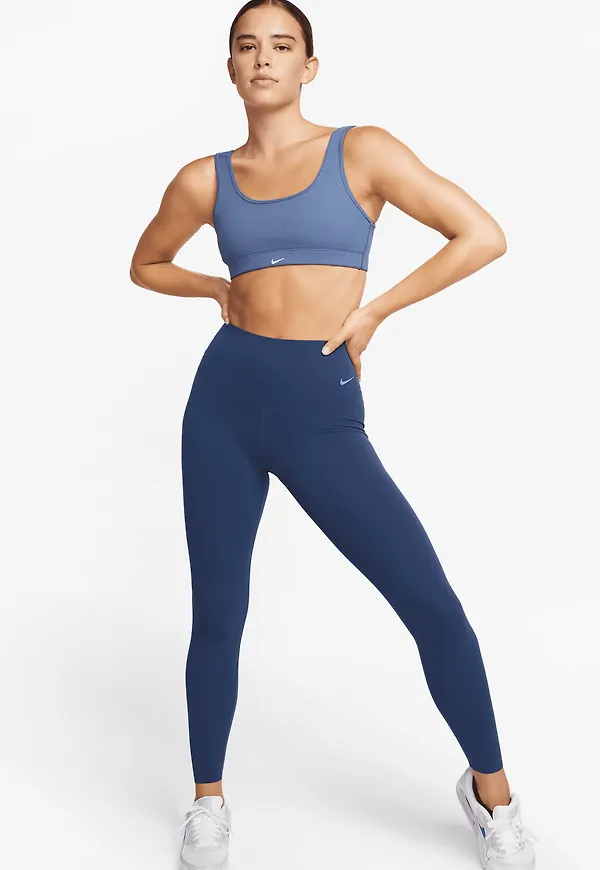Nike Zenvy