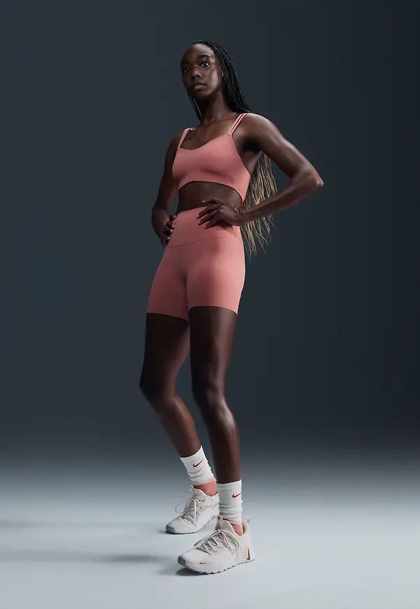 Nike Zenvy