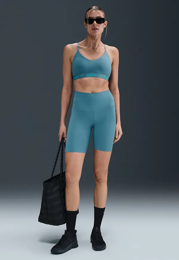 Nike Zenvy