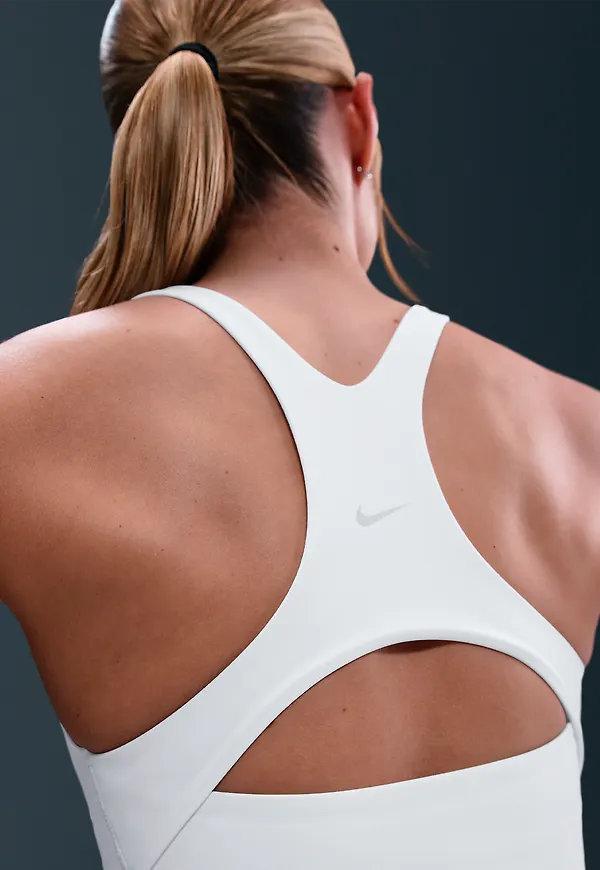 Nike Zenvy