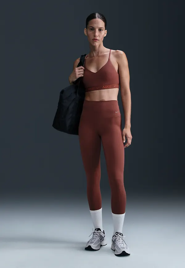 Nike Zenvy