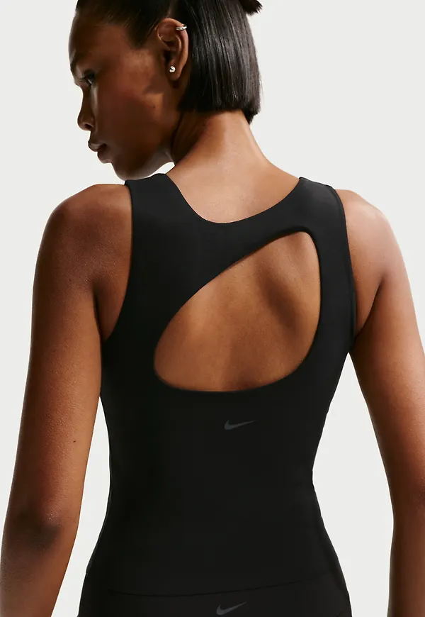 Nike Zenvy