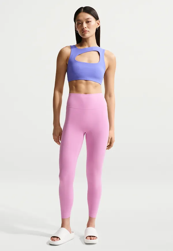 Nike Zenvy