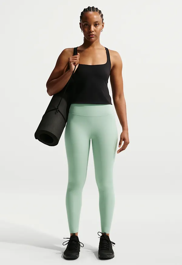 Nike Zenvy