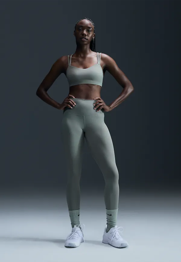 Nike Zenvy