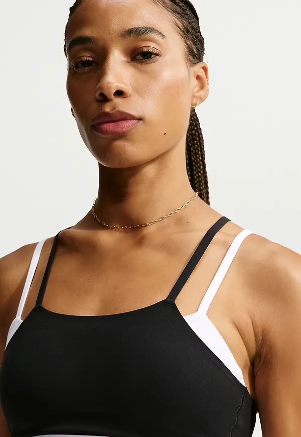 Nike Zenvy