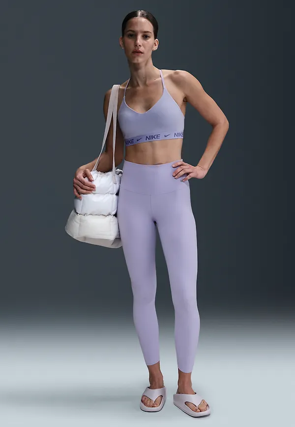 Nike Zenvy