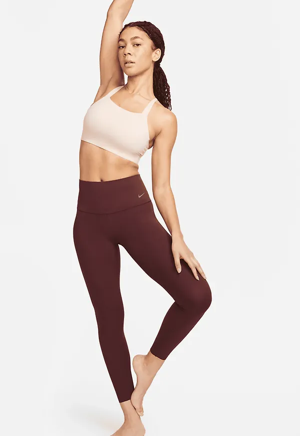 Nike Zenvy