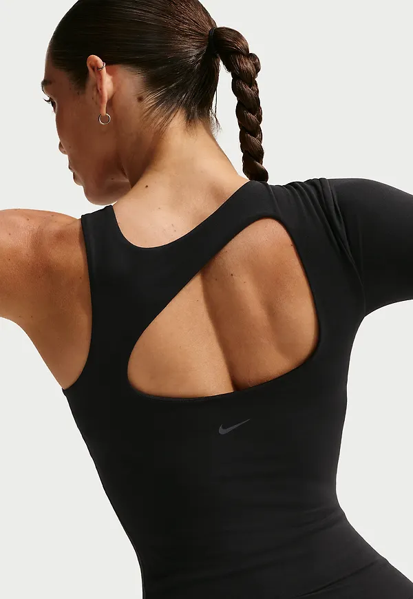 Nike Zenvy