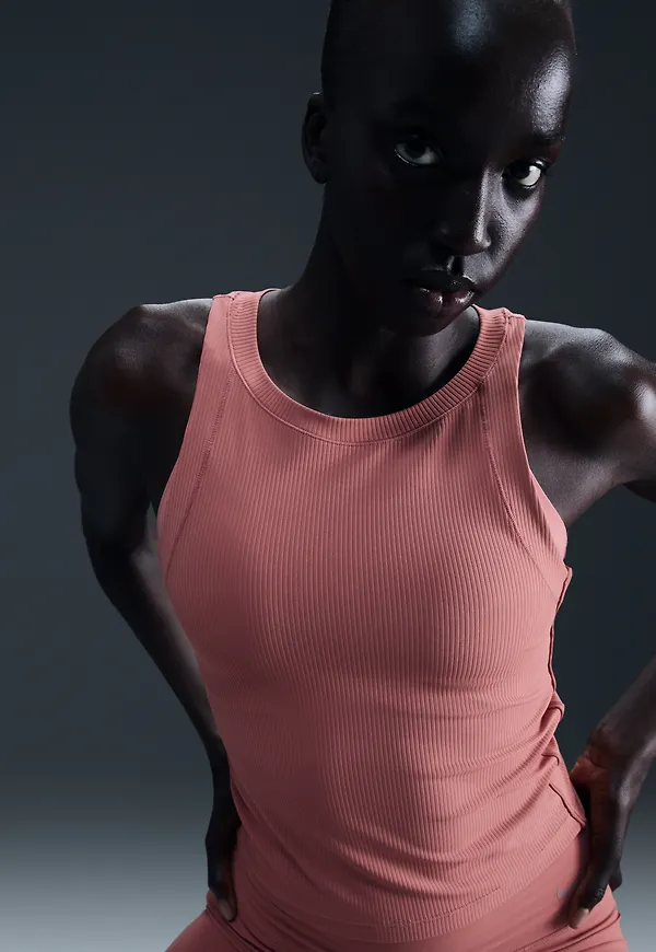 Nike Zenvy Rib