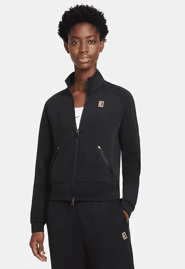 NikeCourt