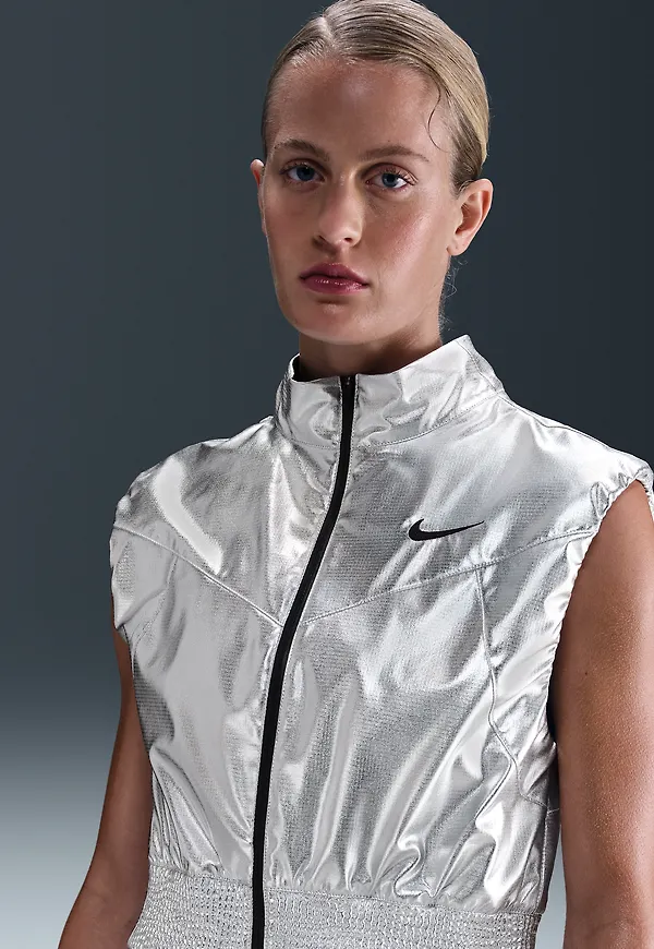 NikeCourt Slam