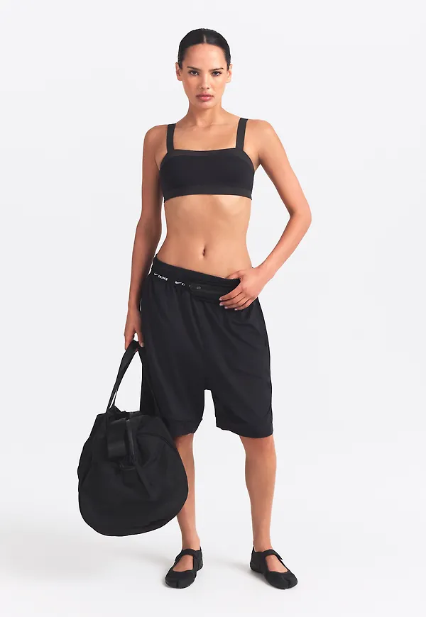 NikeSKIMS Airy