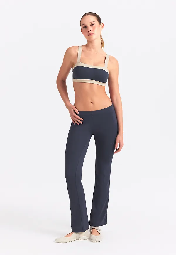 NikeSKIMS Airy