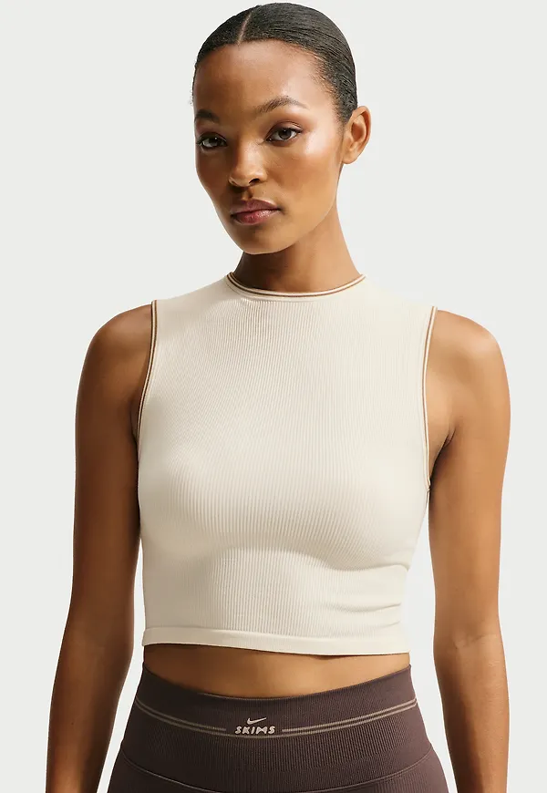 NikeSKIMS Ribbed Seamless