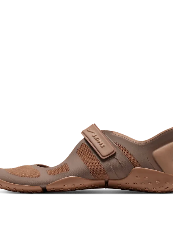 NikeSKIMS Rift Mesh