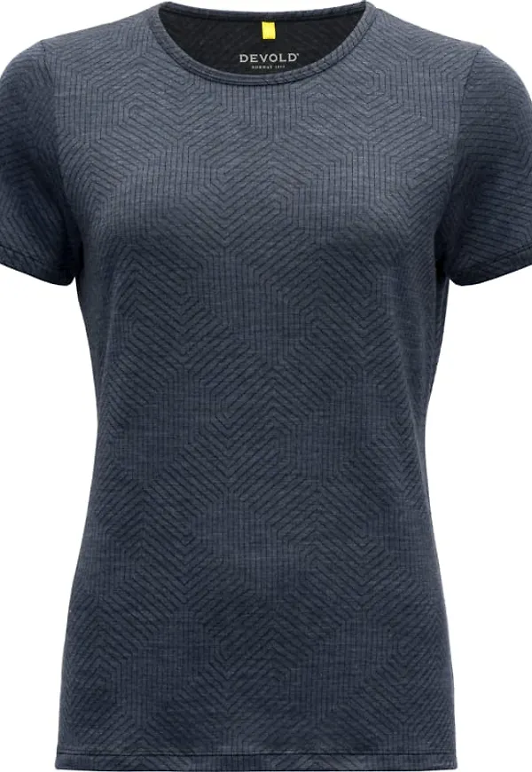 Nipa Woman Tee