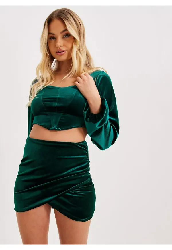 NLY One Wrap Velvet Skirt Minikjolar Emerald