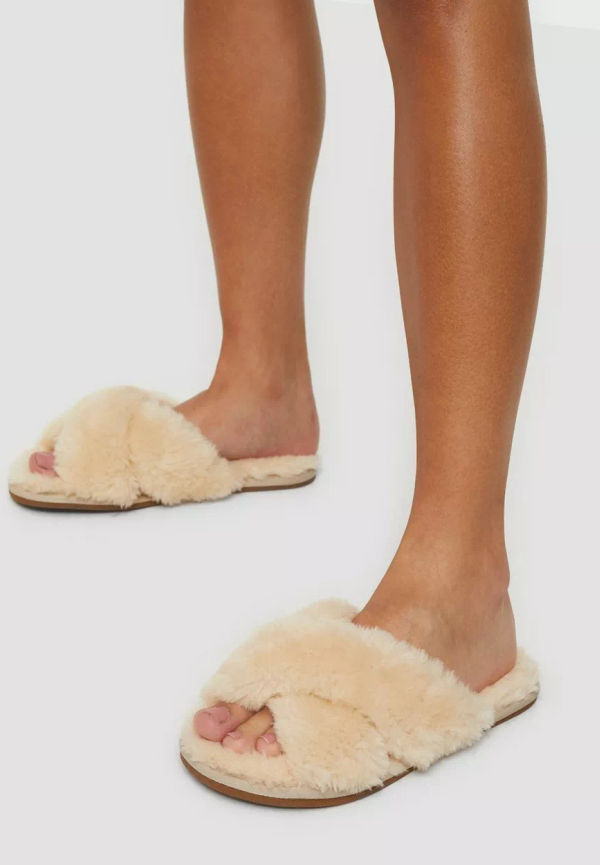 NLY Shoes - Inneskor - Beige - Perfect Furry Friend - Flats & Lågskor