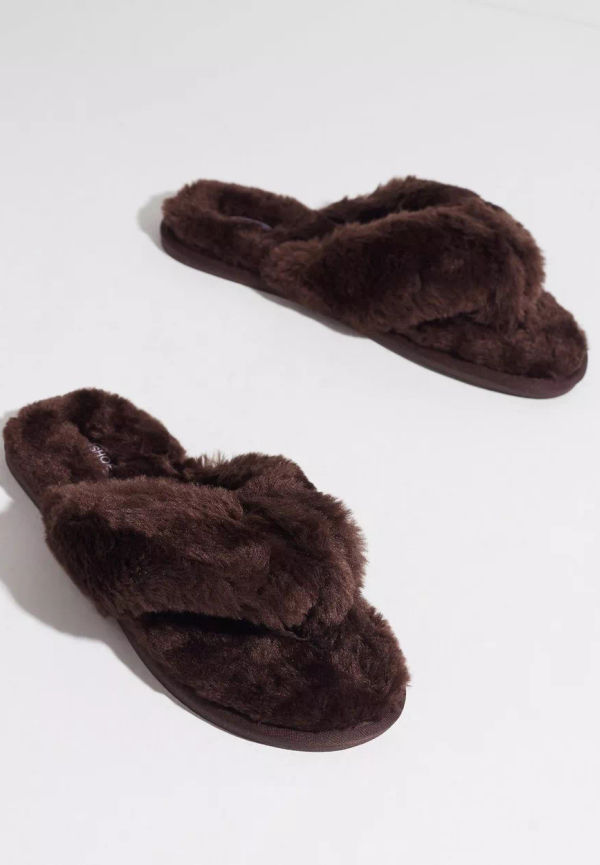 NLY Shoes - Inneskor - Ljus Brun - Furry Thong Flat - Flats & Lågskor