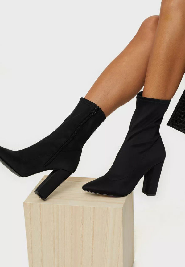 NLY Shoes - Sock boots - Svart - Pointy Stretchy Boot - Boots & Kängor