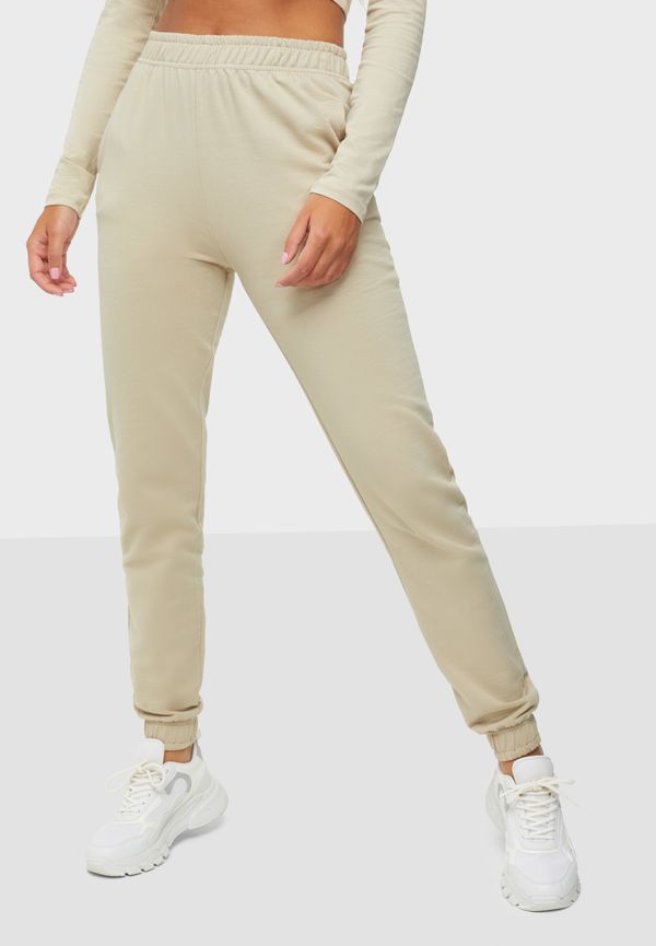 NLY Trend - Byxor & Shorts - Beige - Amazing Sweat Pants - Byxor & Shorts