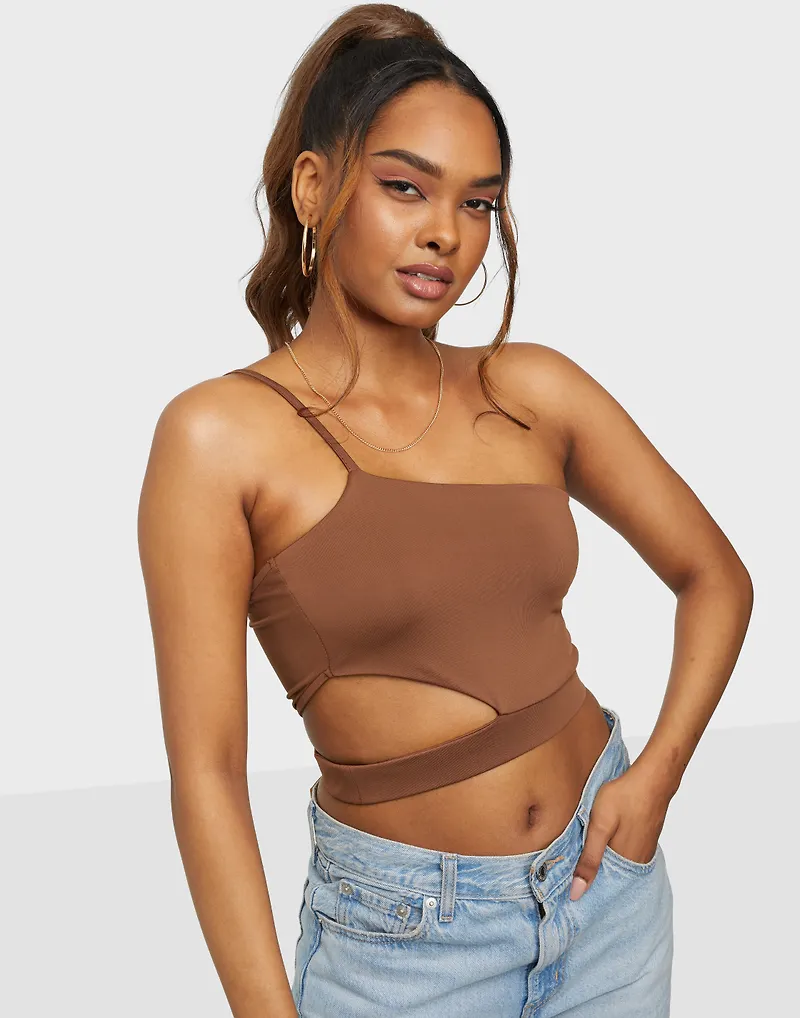 NLY Trend - Crop tops - Asymmetric One Strap Top - Toppar