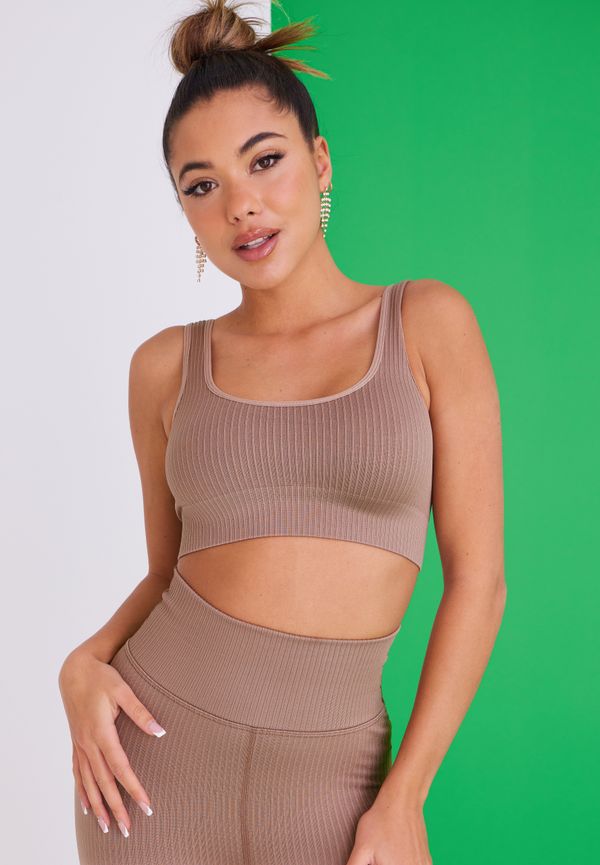 NLY Trend - Crop tops - Nougat - Athletic Seamless Crop Top - Toppar