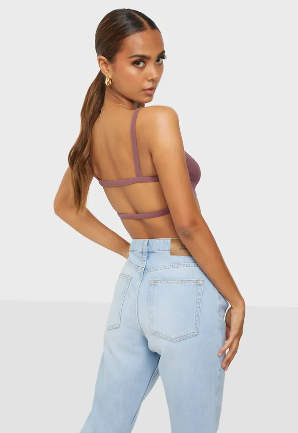 NLY Trend - Crop tops - Strap Back Crop Top - Toppar