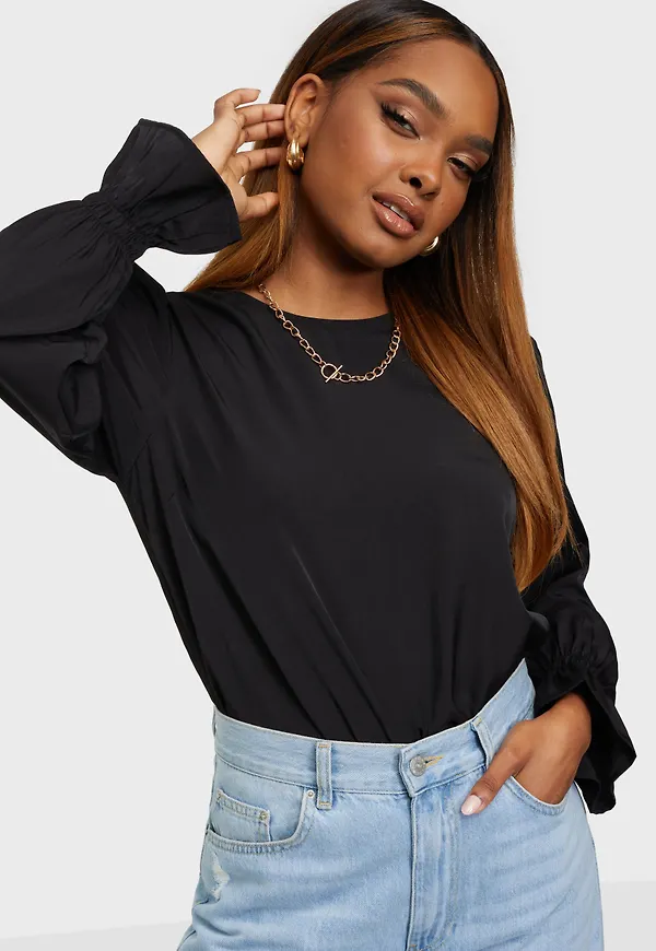 NLY Trend - Festblusar - Sleeve Detail Blouse - Blusar & Skjortor - Party Blouses