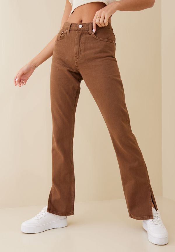 NLY Trend - Straight - Brun - Cheeky Fit Slit Denim - Jeans - Straight