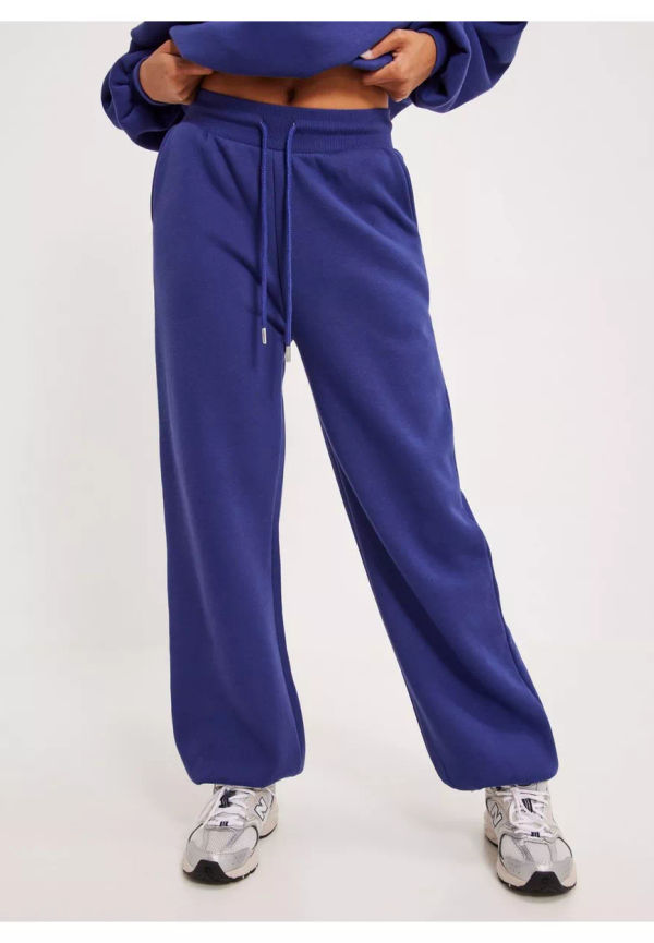 NLY Trend Perfect Slouchy Sweat Pants Mjukisbyxor Mörk Blå