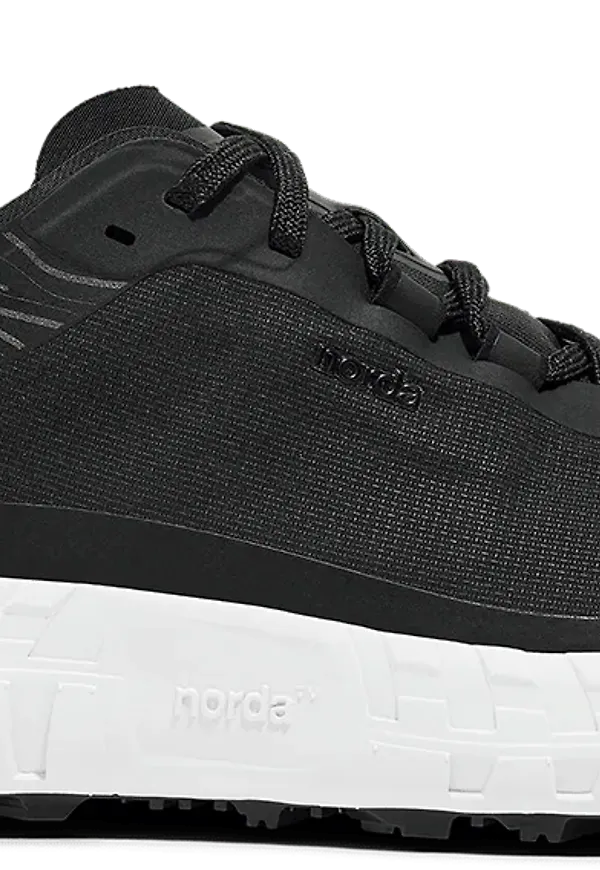 Norda Men's 001A Black