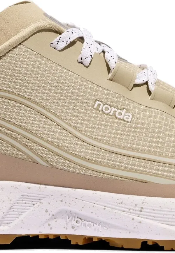 Norda Women's 002 Sand