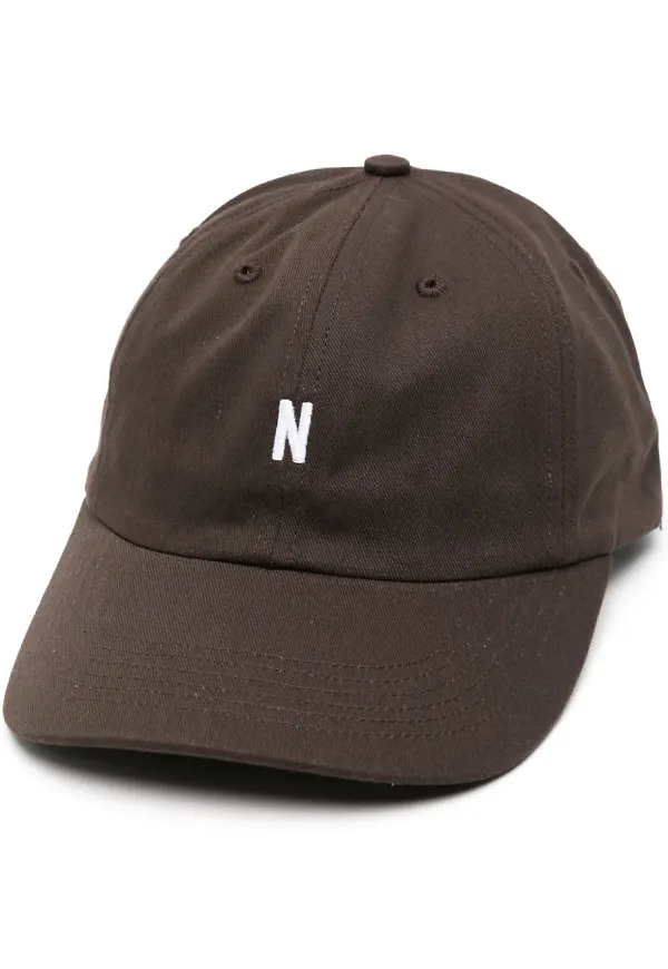 Norse Projects basebollkeps med logotyp - Brun