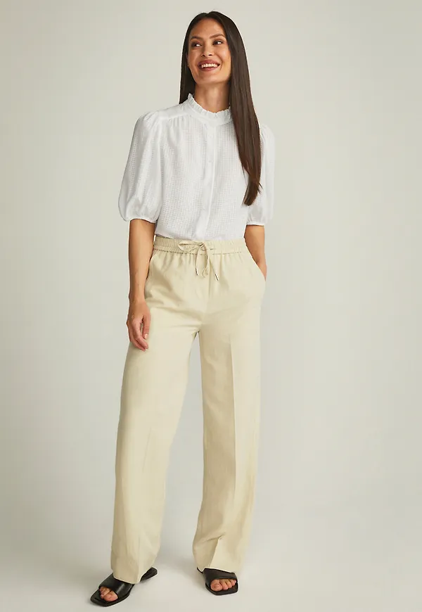 Nukana new trousers