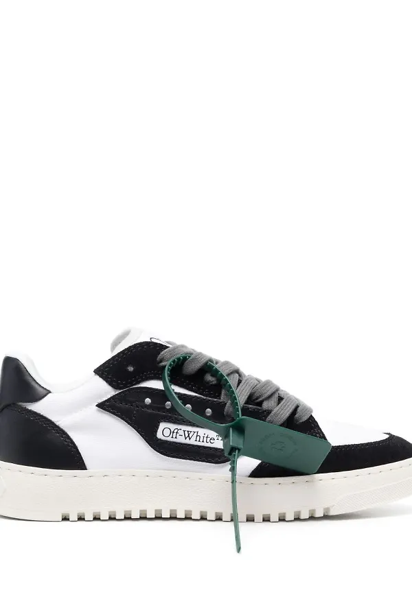 Off-White låga sneakers med panel - Vit