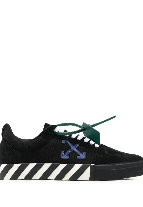 Off-White Vulcanized låga sneakers - Svart