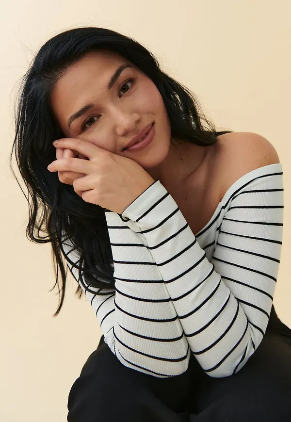 Off shoulder top
