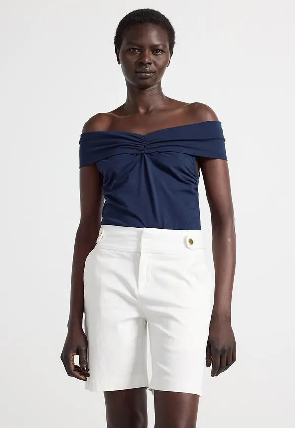 Off shoulder topp