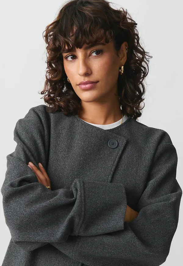One button jacket