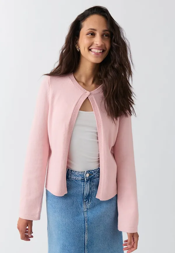 One button knit cardigan