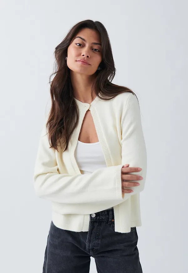 One button knit cardigan